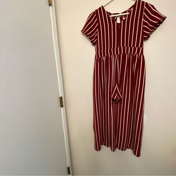 Poppies and Roses red Short Sleeve Maxi Stripe Walk-Through Romper -Girls 14 - Picture 2 of 11